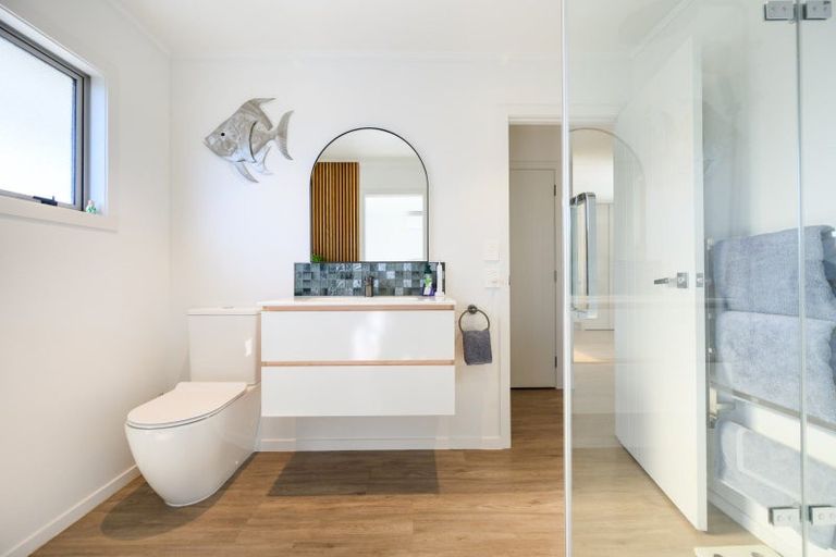 Photo of property in 99 Seabury Avenue, Foxton Beach, Foxton, 4815