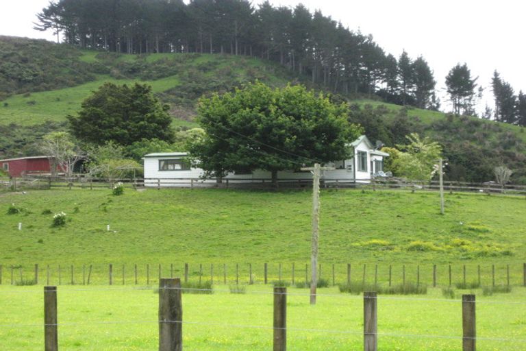 Photo of property in 806 Woodcocks Road, Kaipara Flats, Warkworth, 0981