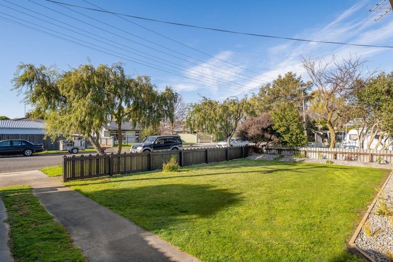 Photo of property in 28 Holdaway Street, Riversdale, Blenheim, 7201