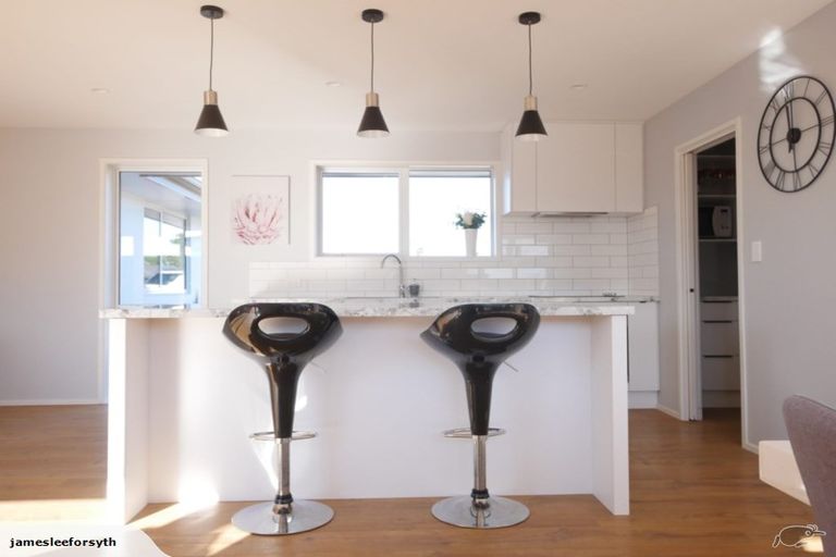 Photo of property in 7 Springbrook Close, Rangiora, 7400