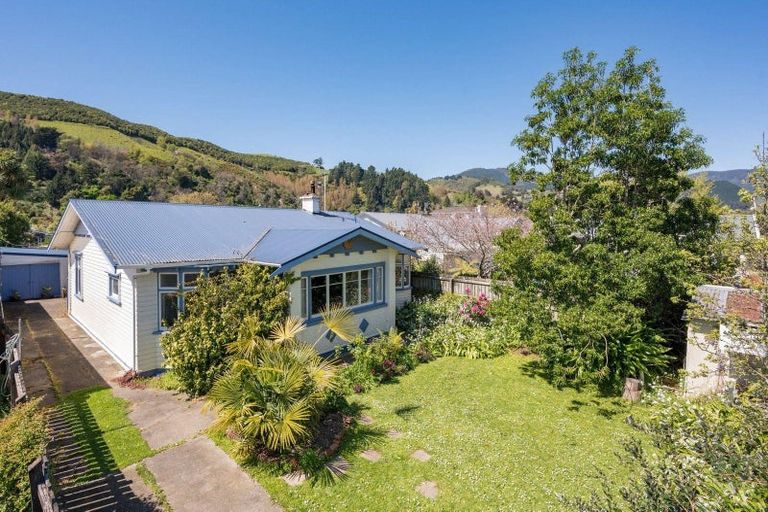 Photo of property in 2 North Road, The Wood, Nelson, 7010