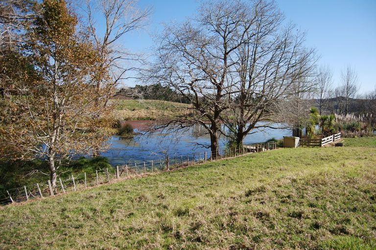 Photo of property in 1216 Oneriri Road, Kaiwaka, 0573