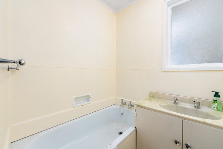 Photo of property in 16e Marlborough Street, Feilding, 4702