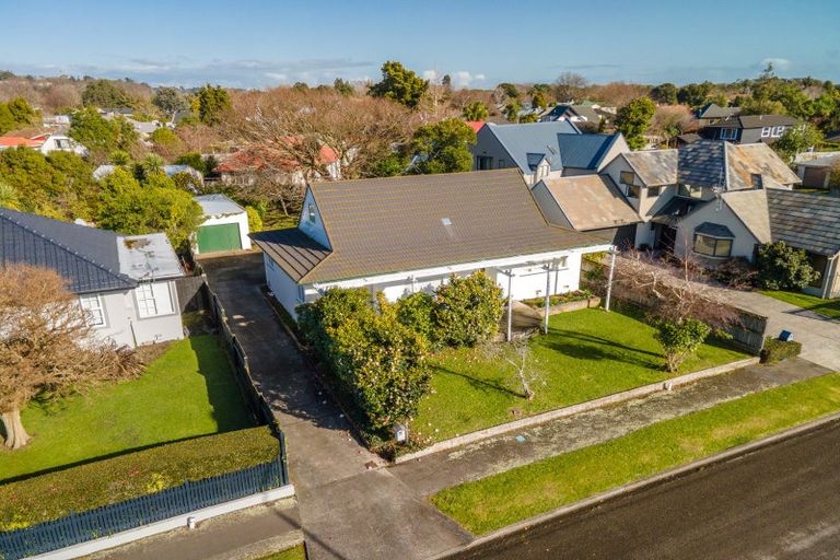 Photo of property in 70 Jickell Street, Hokowhitu, Palmerston North, 4410