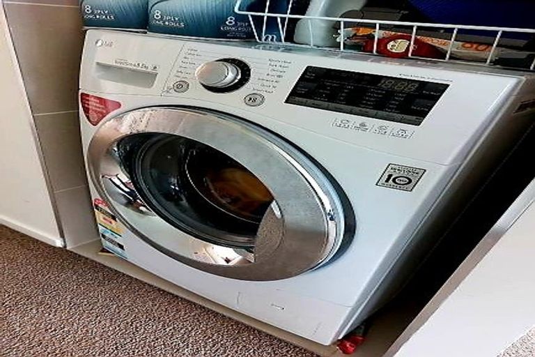 Photo of property in 9 White Heron Drive, Massey, Auckland, 0614