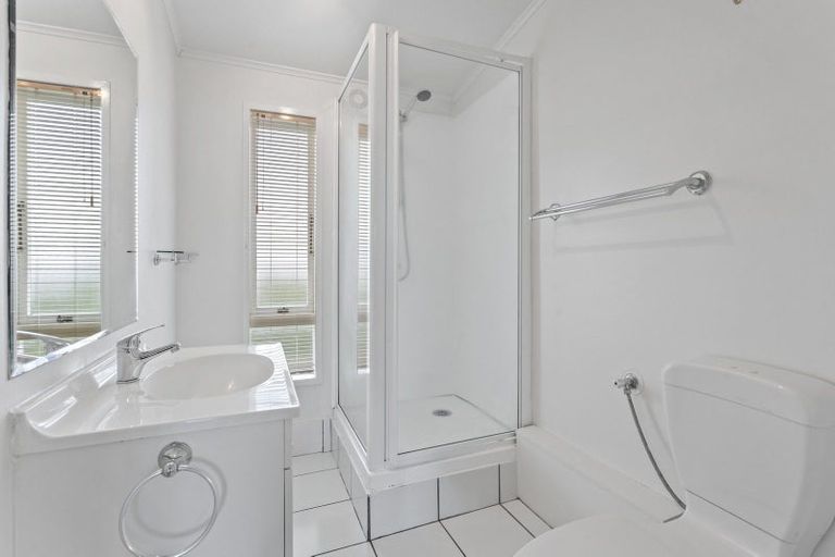 Photo of property in 4/43 Fendalton Road, Fendalton, Christchurch, 8014