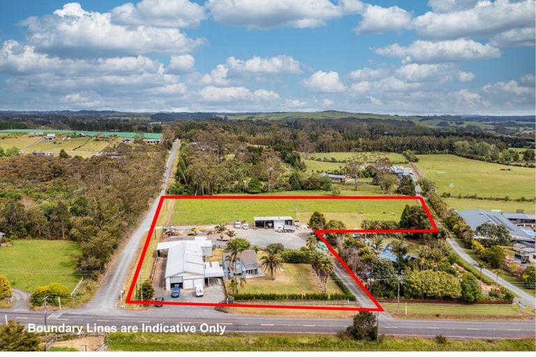 Photo of property in 92 Waimate Road North, Kerikeri, 0293