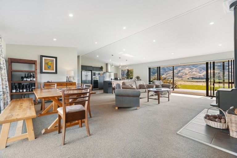 Photo of property in 90 Willowbank Road, Queensberry, Cromwell, 9383