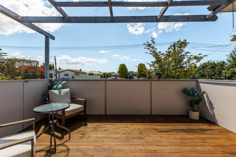 Photo of property in 424 Southland Place, Raureka, Hastings, 4120