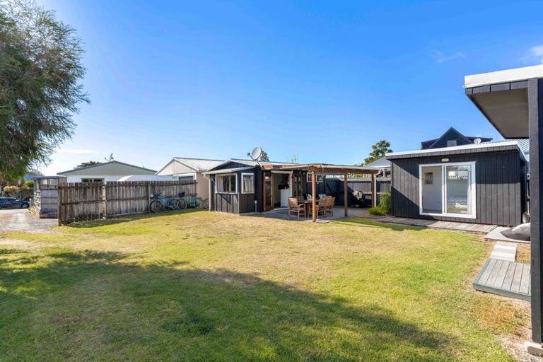 Photo of property in 125b Lorraine Place, Whangamata, 3620