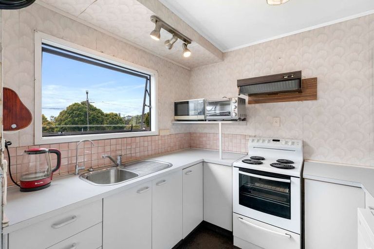 Photo of property in 3 Wallace Road, Ranui, Auckland, 0612