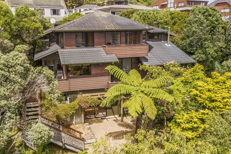 Photo of property in 14a Spicer Place, Tawa, Wellington, 5028