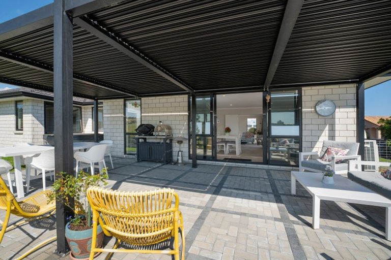 Photo of property in 1 Matariki View, Welcome Bay, Tauranga, 3112