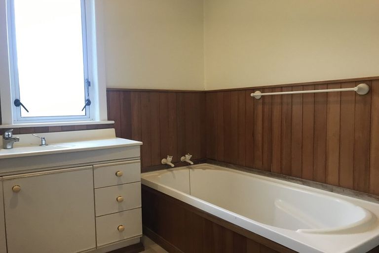 Photo of property in 270 Waterloo Road, Waterloo, Lower Hutt, 5011