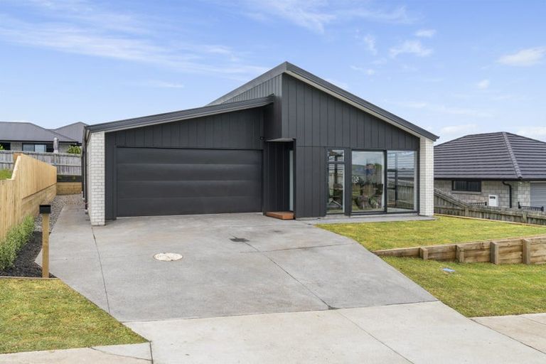 Photo of property in 7 Kayelene Place, Omokoroa, 3114