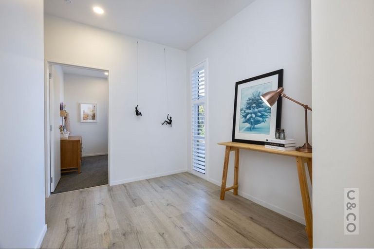 Photo of property in 44 Fruitlands Road, Kumeu, 0810