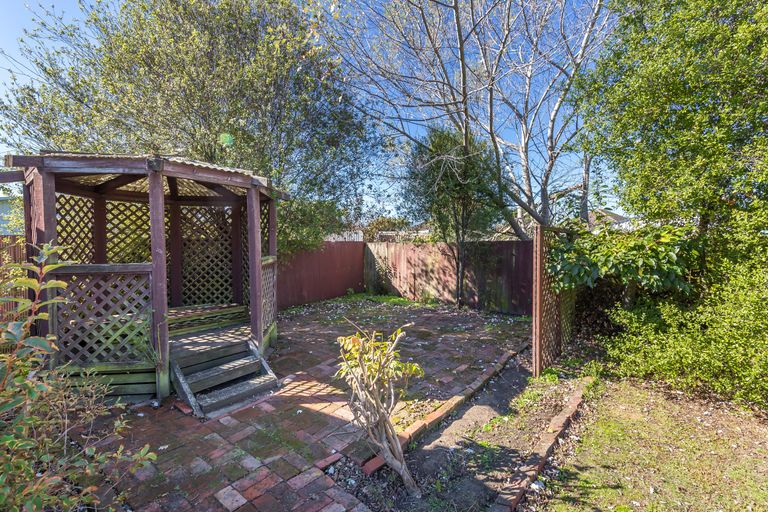 Photo of property in 32 Bournemouth Crescent, Aranui, Christchurch, 8061