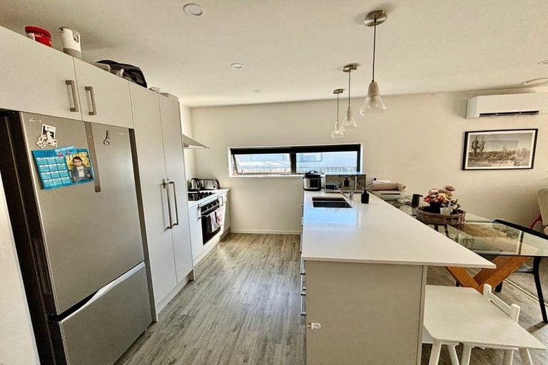 Photo of property in 2 Roto Lane, Pukekohe, 2120