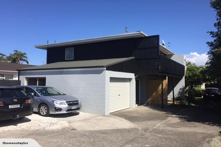 Photo of property in 3/57 Lake Road, Devonport, Auckland, 0624