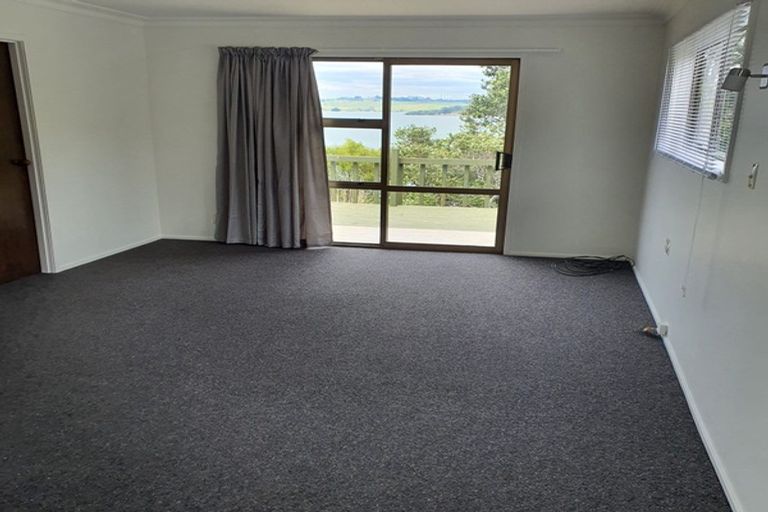 Photo of property in 236 Wade River Road, Wade Heads, Whangaparaoa, 0932