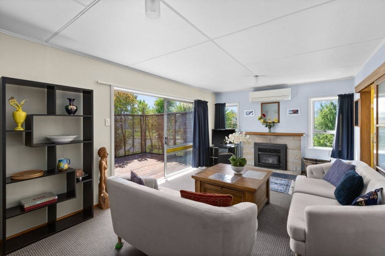 Photo of property in 13 Hitchings Avenue, Onekawa, Napier, 4110