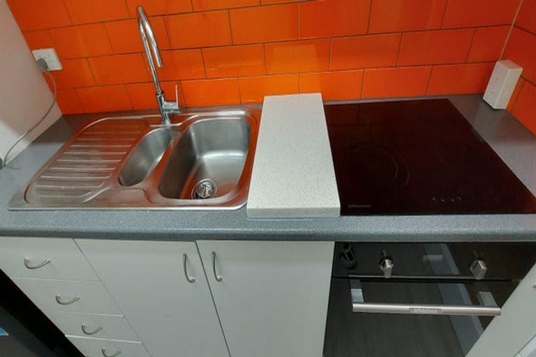 Photo of property in 8/25a Abbotsford Street, Whitiora, Hamilton, 3200