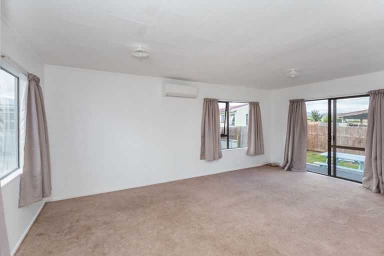 Photo of property in 100b Mako Mako Road, Levin, 5510