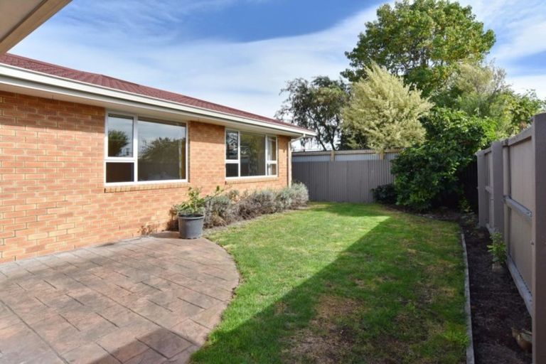 Photo of property in 1/27 Russell Street, Linwood, Christchurch, 8062