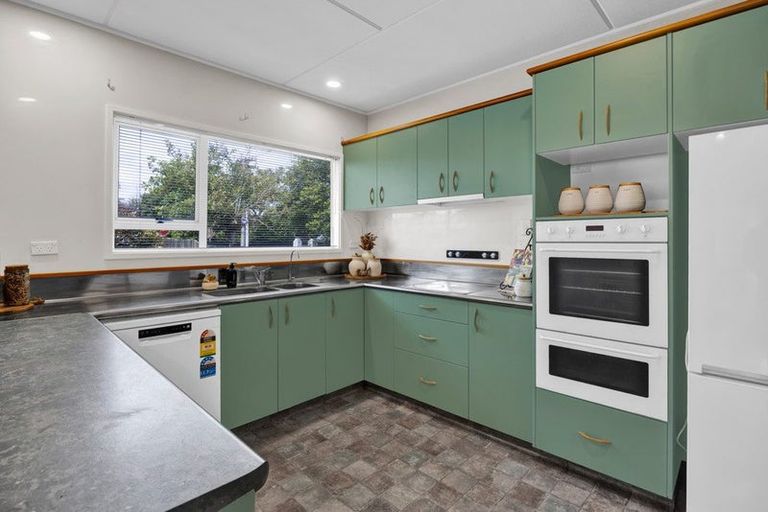 Photo of property in 90 Manawapou Road, Hawera, 4610