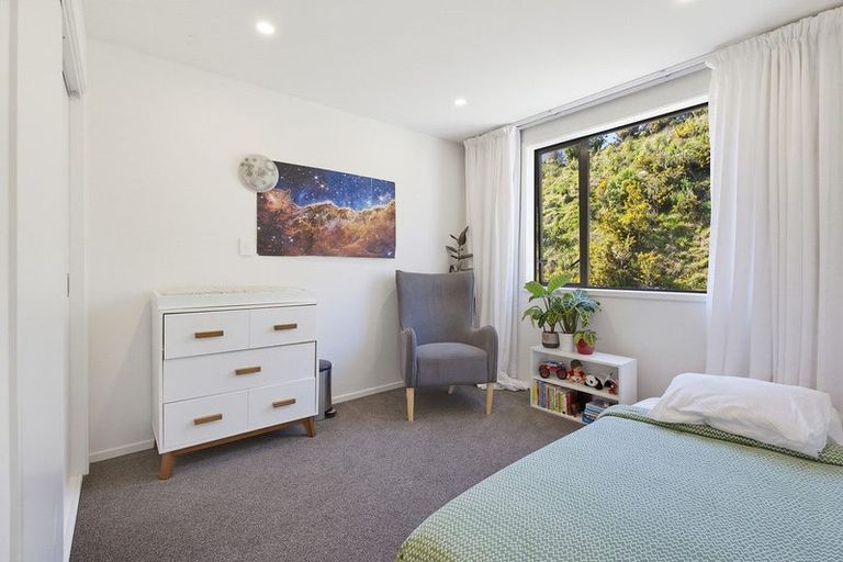 Photo of property in 19 Holystone Road, Whitby, Porirua, 5024