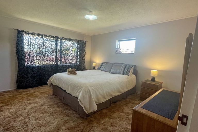 Photo of property in 160 Karewa Parade, Papamoa Beach, Papamoa, 3118