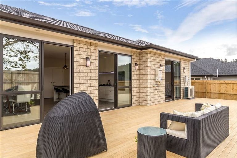 Photo of property in 115 Tapu Road, Huapai, Kumeu, 0810