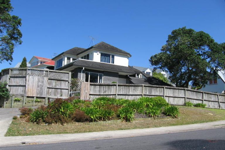 Photo of property in 1/24 Manuwai Road, Torbay, Auckland, 0630
