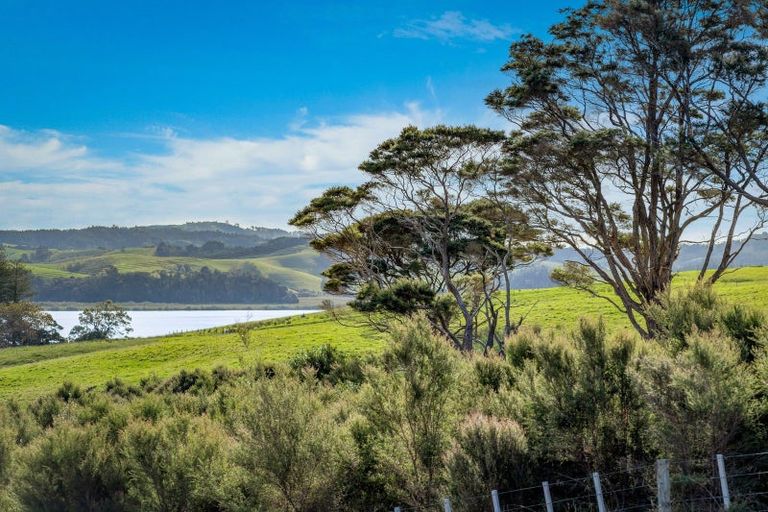 Photo of property in 70 Captain Kasper Rise, Snells Beach, 0920