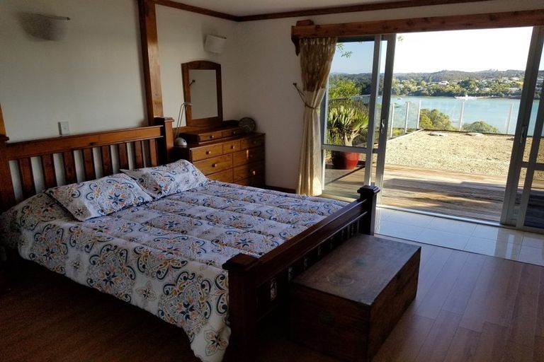 Photo of property in 18 Sir George Back Street, Opua, 0200