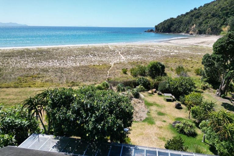 Photo of property in 187 Kuaotunu Wharekaho Road, Kuaotunu, Whitianga, 3592