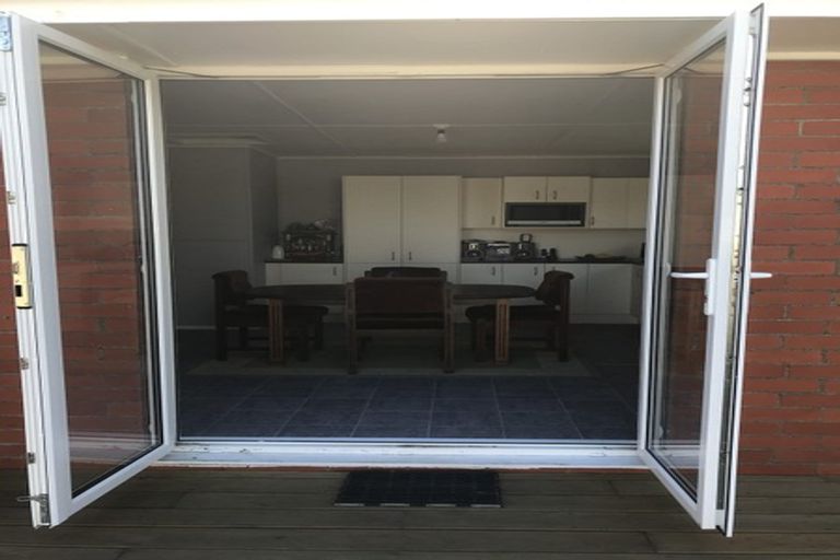 Photo of property in 102 Miramar Avenue, Miramar, Wellington, 6022