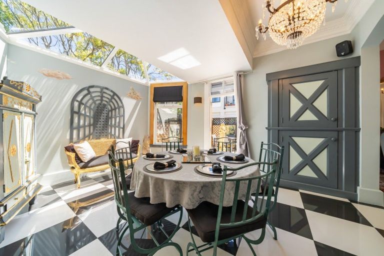 Photo of property in 24 Hobson Street, Thorndon, Wellington, 6011