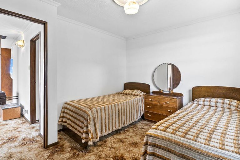 Photo of property in 10 Gull Street, Waihola, Milton, 9073