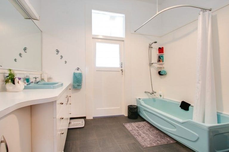 Photo of property in 154 Nelson Crescent, Napier South, Napier, 4110