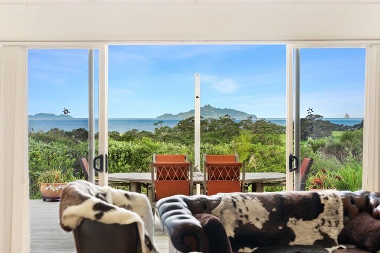 Photo of property in 6 Cullen Road, Waipu, 0582