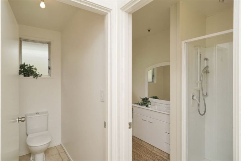 Photo of property in 20b Siska Place, Upper Riccarton, Christchurch, 8041