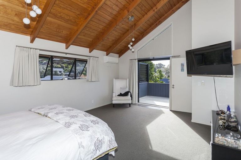 Photo of property in 5 Rewa Rewa Valley, Tairua, 3508