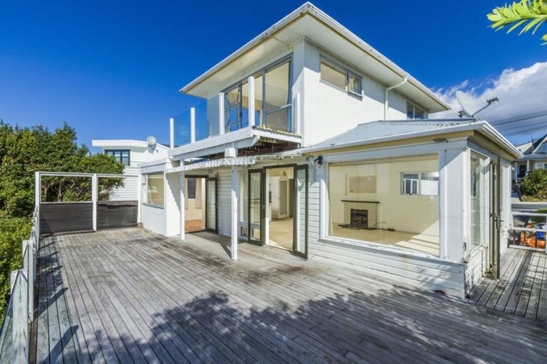 Photo of property in 167 Beach Road, Castor Bay, Auckland, 0620