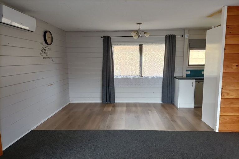 Photo of property in 38 Jackson Terrace, Ranui, Porirua, 5024