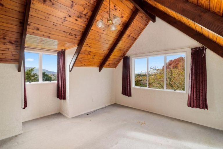 Photo of property in 18 Raniera Place, Springfield, Rotorua, 3015