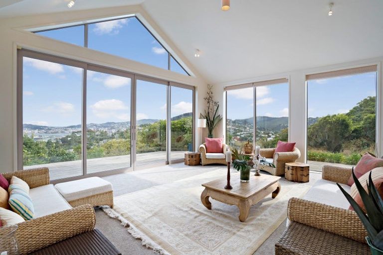 Photo of property in 17 Elgin Way, Khandallah, Wellington, 6035