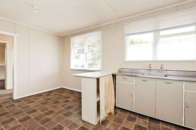 Photo of property in 66 Lipscombe Crescent, Havelock North, 4130