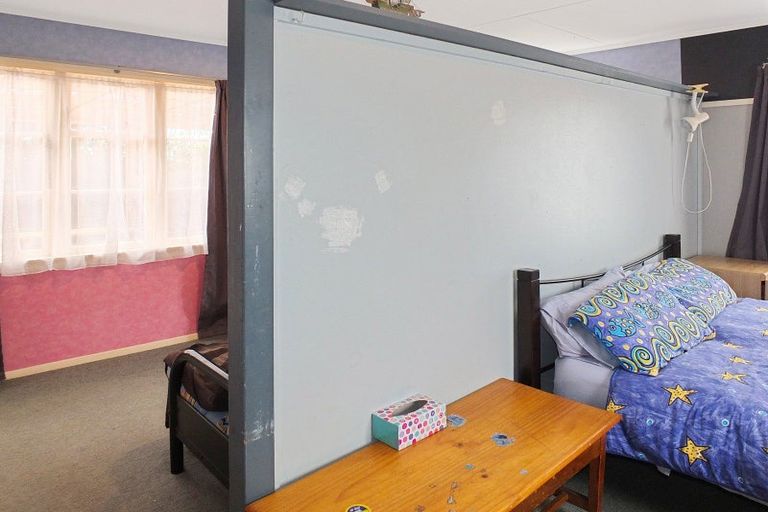 Photo of property in 4 Andresen Street, Foxton Beach, Foxton, 4815