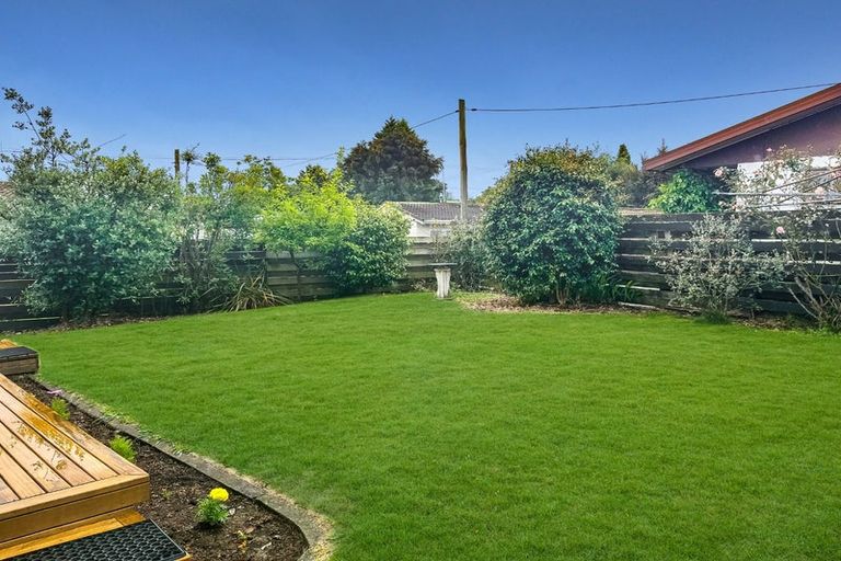 Photo of property in 4 Hinemoa Avenue, Taupo, 3330